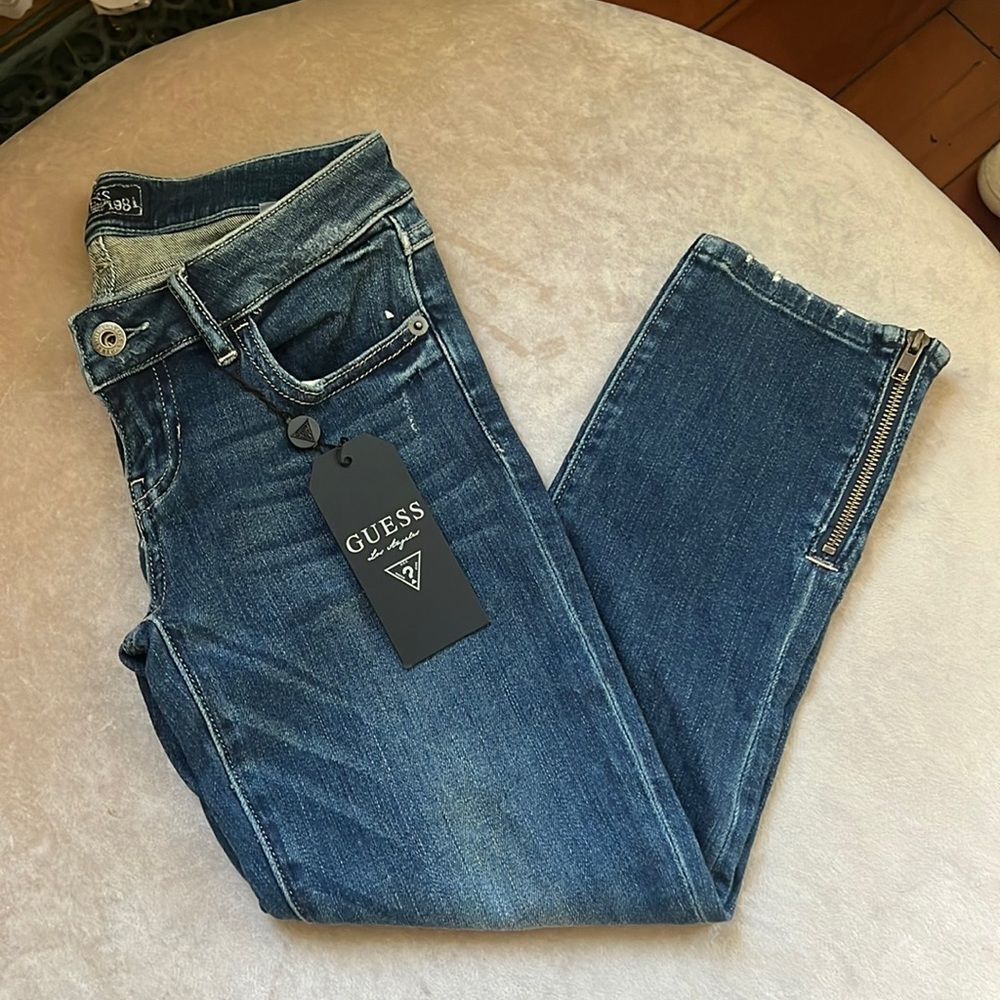*Guess* NWT Sz 25 1981 Stretch Ankle Zip Crop Ankle Jeans